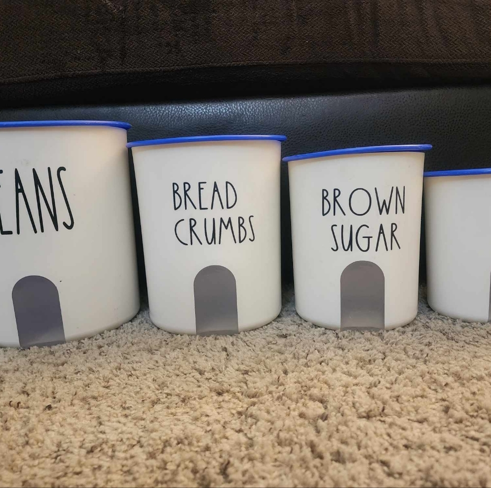 Blue 4 piece Tupperware set